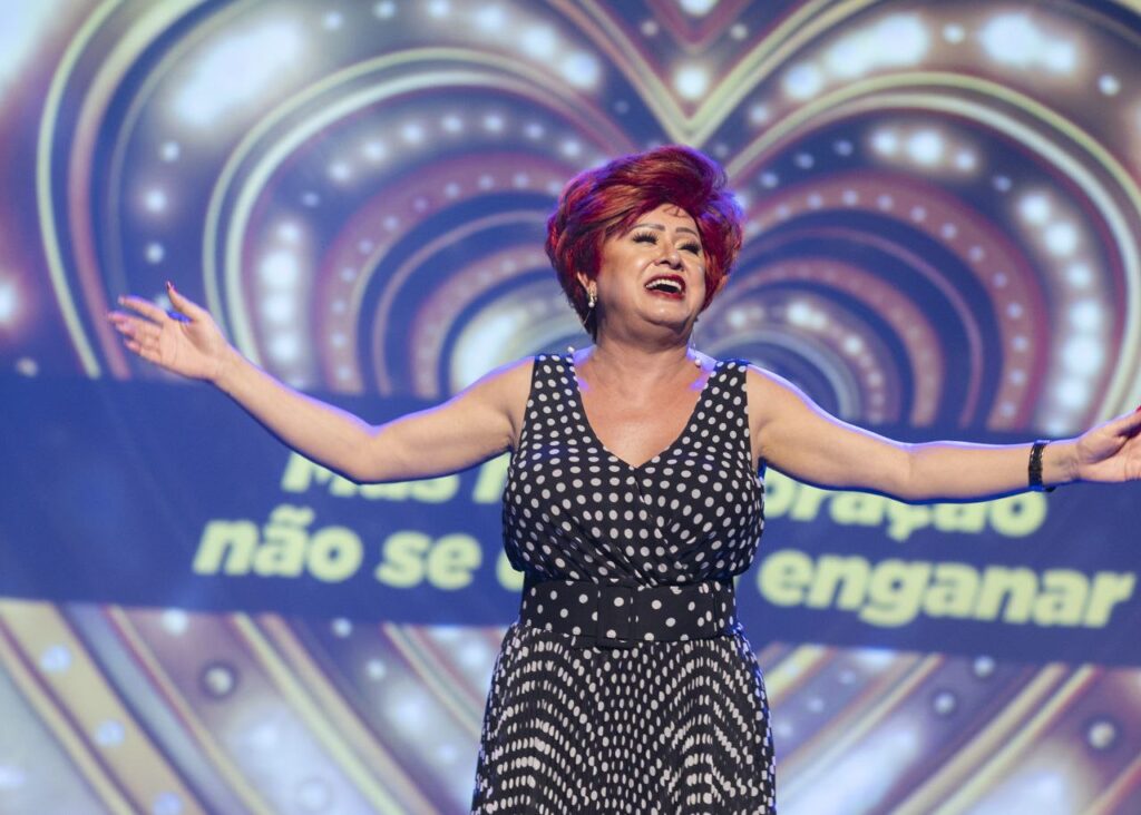 Nany People em "Como Salvar Um Casamento"