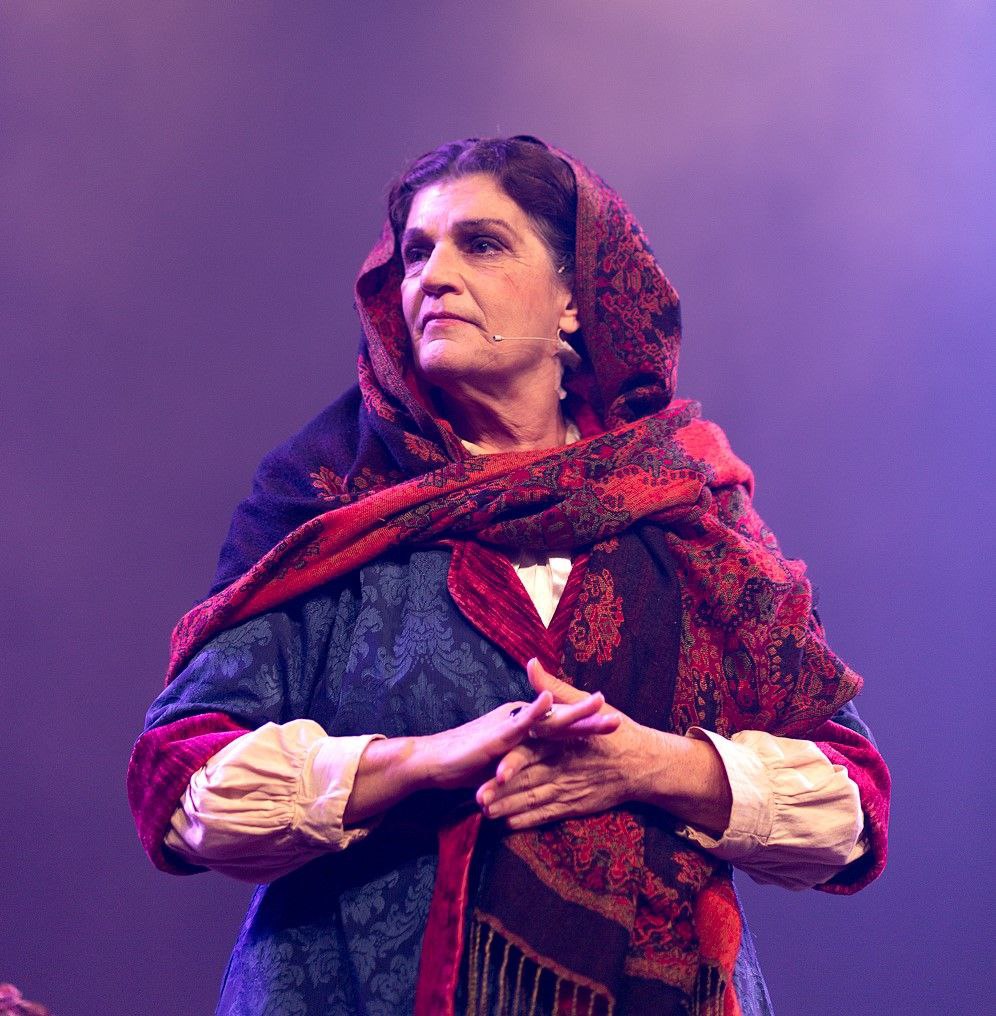 Beth Zalcman em Helena Blavatsky, A Voz Do Silêncio