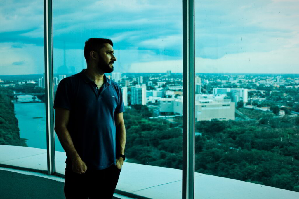 Autor Roberto Muniz Dias