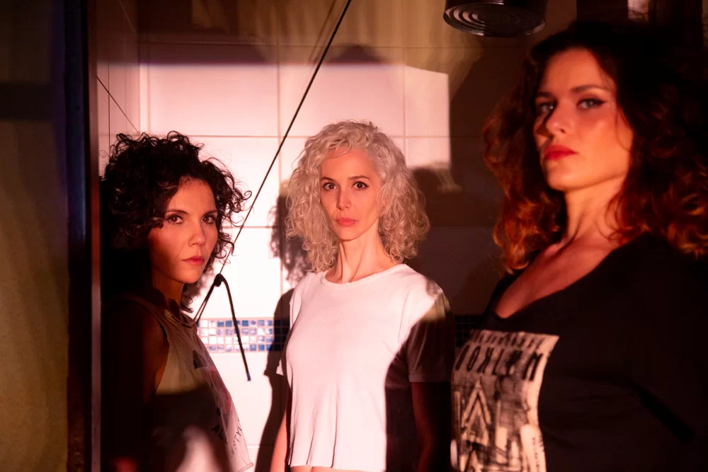Elenco de "Ana Marginal - Um Navio Ancorado no Espaço"