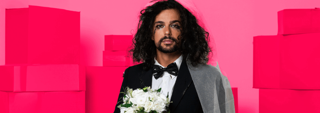 Vitor diCastro em INTENSO - meu retorno de Saturno