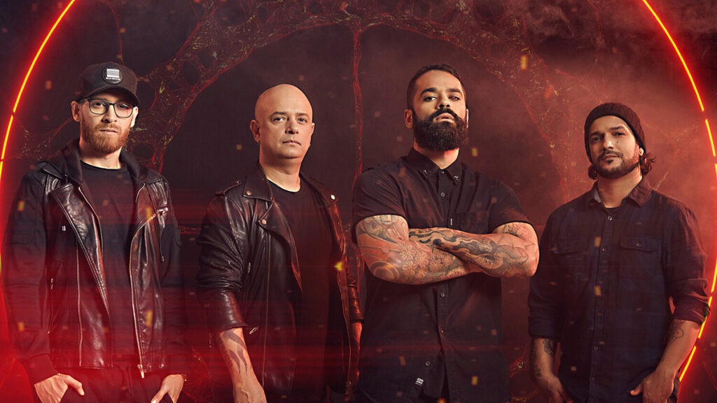 Banda Eminence se apresenta ao vivo no Sesc Belenzinho com show de metal moderno