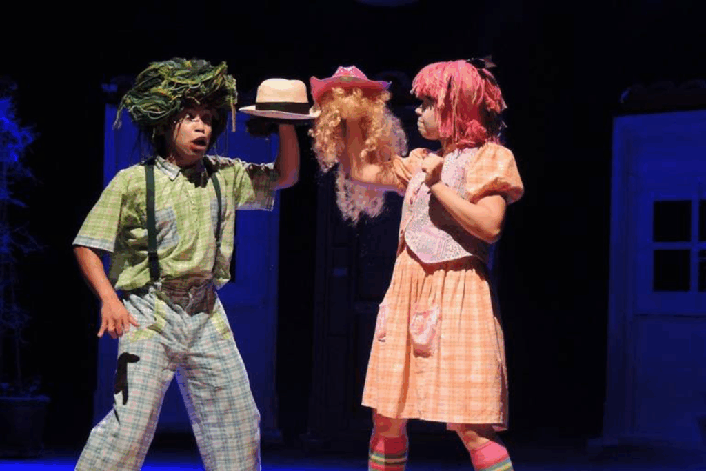 AS AVENTURAS DE JOÃO E MARIA NO TEATRO